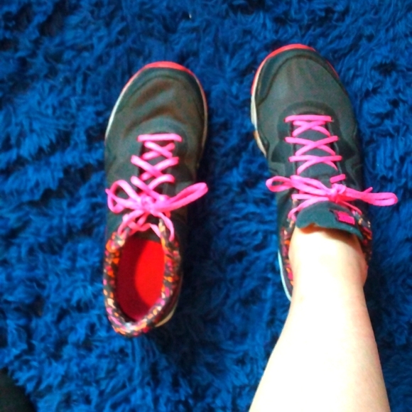 Nike Sculpt TR2 Women's Sneakers - Picture 5 of 5